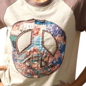 Patchwork Peace Sign Raglan Tee Size Small